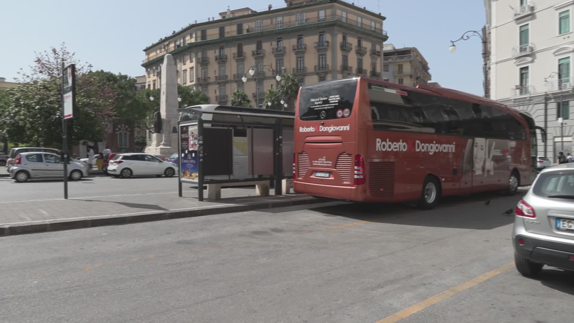 Auto A Noleggio Mancano Aree Sosta Per La Riconsegna Liratv