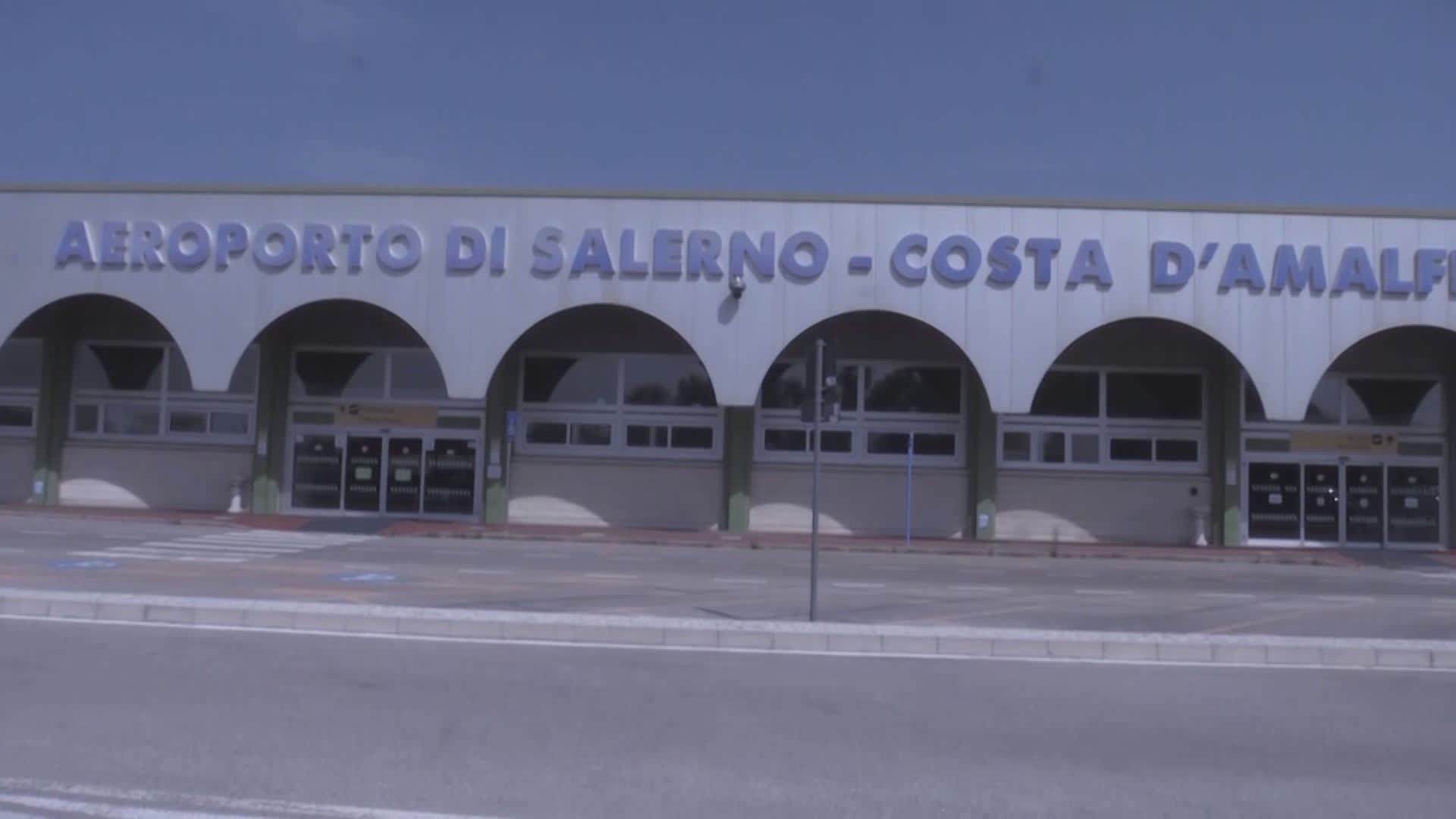 Aeroporto Costa D Amalfi Solo Un Check Tecnico LIRATV